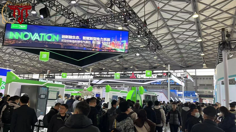 نمایشگاه EP Shanghai 2025 رویدادی تخصصی در حوزه برق و انرژی است که جدیدترین فناوری‌ها، تجهیزات و راهکارهای صنعتی چین را معرفی می‌کند.